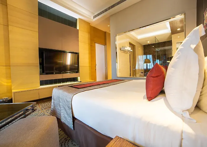 Graceland By Grace Hotel 4*