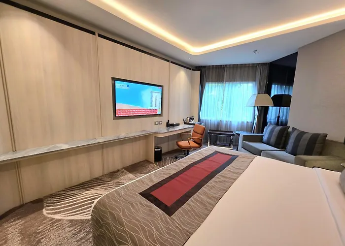 Hotel Graceland By Grace Bangkok